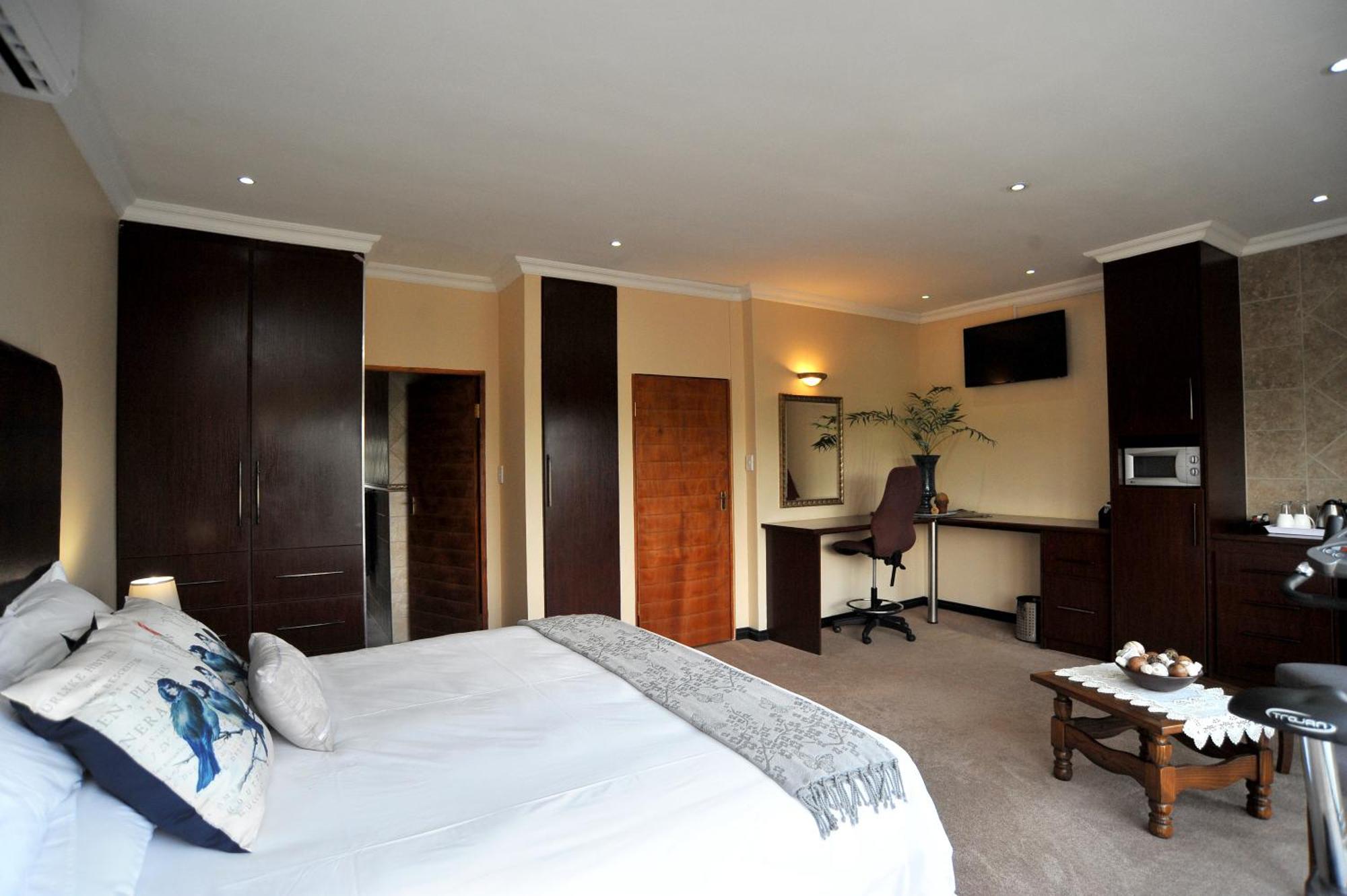 Sunset Manor Guest House Potchefstroom Εξωτερικό φωτογραφία