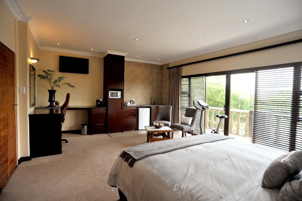 Sunset Manor Guest House Potchefstroom Εξωτερικό φωτογραφία