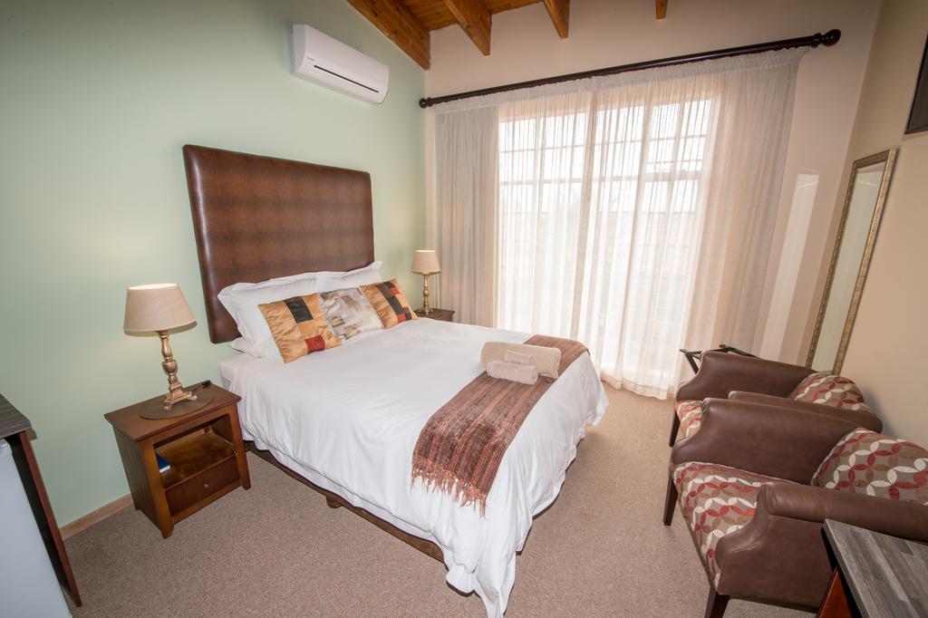 Sunset Manor Guest House Potchefstroom Εξωτερικό φωτογραφία