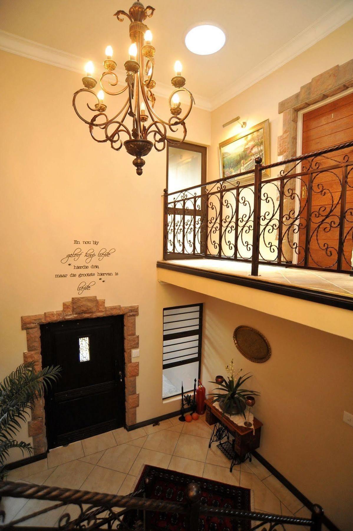 Sunset Manor Guest House Potchefstroom Εξωτερικό φωτογραφία